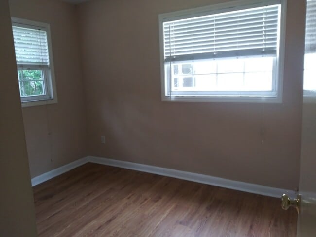 Foto del edificio - 521 S Crest Ave