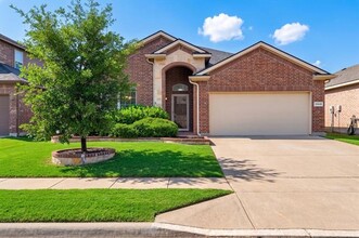 Building Photo - 13048 Palancar Dr