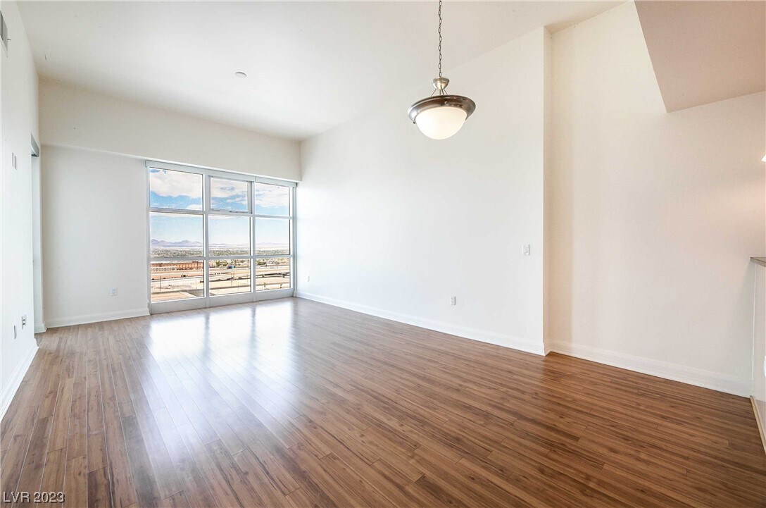 150 S Las Vegas Blvd Unit 1203, Las Vegas, NV 89104 Condo for Rent in