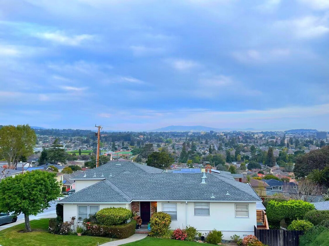 Foto principal - 346 Rolling Hills Ave