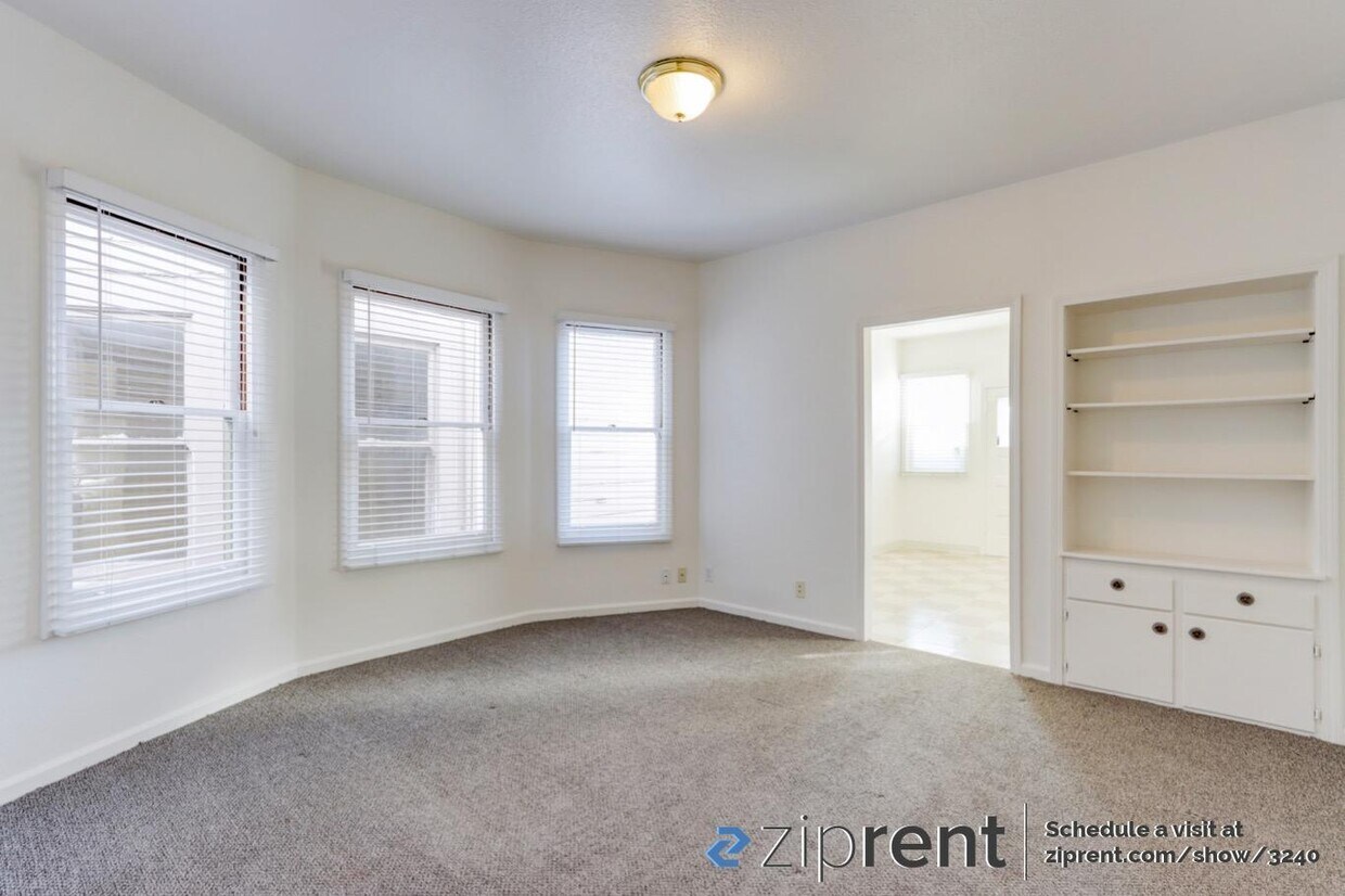 Primary Photo - 383 7th Ave