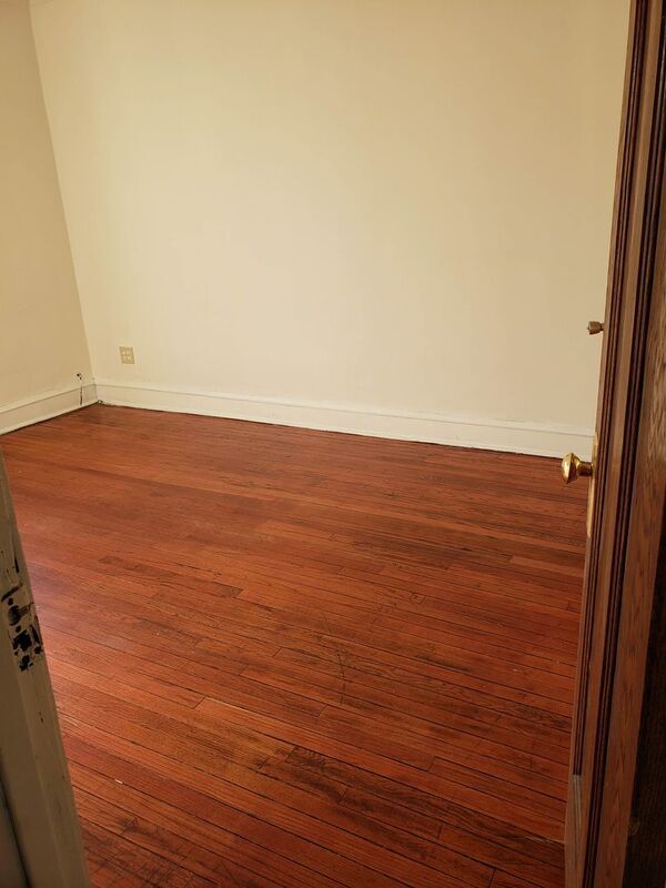 Building Photo - 2517 W 54th St