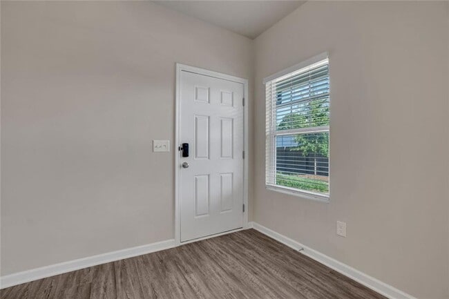 Foto del edificio - 2104 Irvin Ct