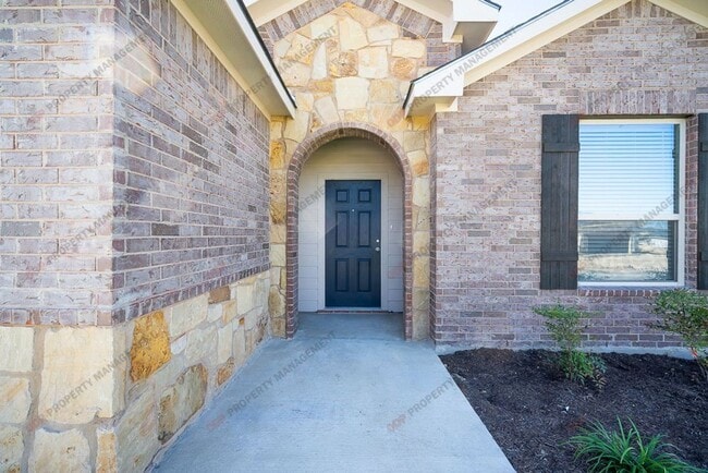 Building Photo - 7717 Hickman St