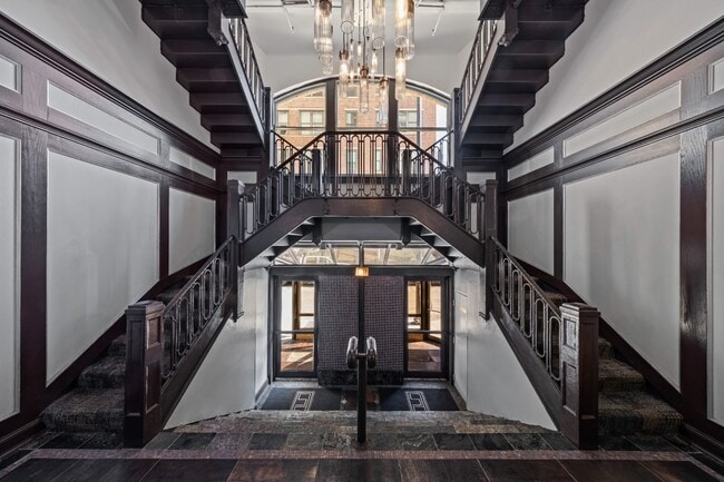 Photo - Unique & Extra Spacious Printers Row 1 Bed + Den! Over 900 Sq Ft! Ready for Move In! Apartment