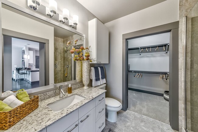 Foto del edificio - 604 N Eldridge Pkwy