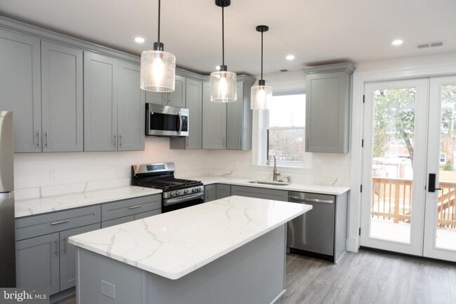 Foto del edificio - 216 Jefferson St NW