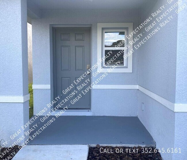 Foto del edificio - 2894 NE 21st Ct Rd
