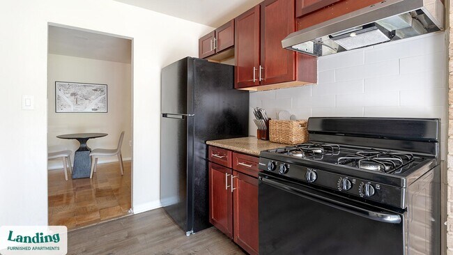 Building Photo - 6220 Springhill Dr