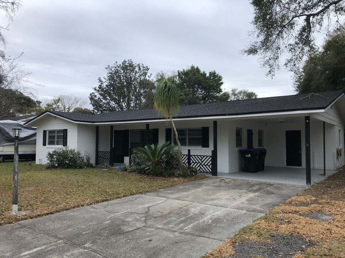 Foto principal - 3 br, 2 bath House - 3714 Pembrook Dr