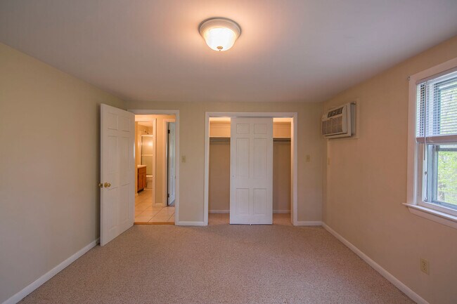 Bedroom #1 - 11 Apple St