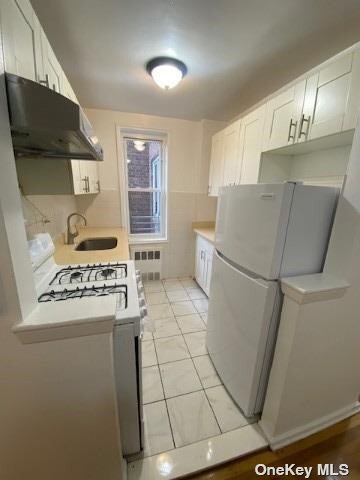 Foto del edificio - 136-42 Maple Ave