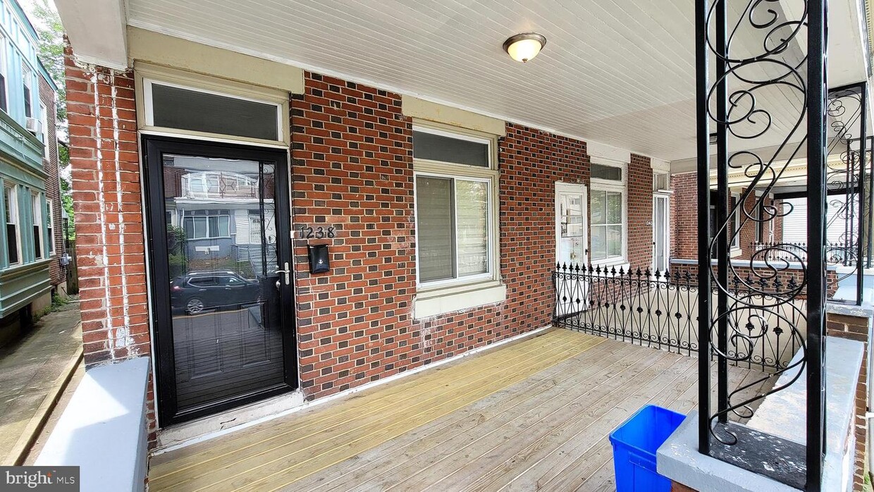 Primary Photo - 1238 Wagner Ave