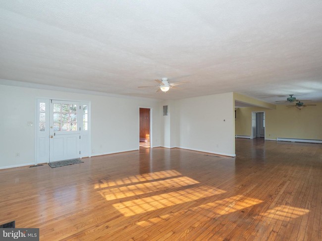 Building Photo - 104 Park Avenue