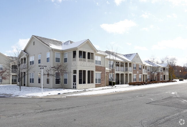 Building Photo - LINDEN SQUARE