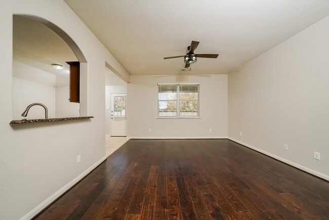 Building Photo - 3400 Spruce St