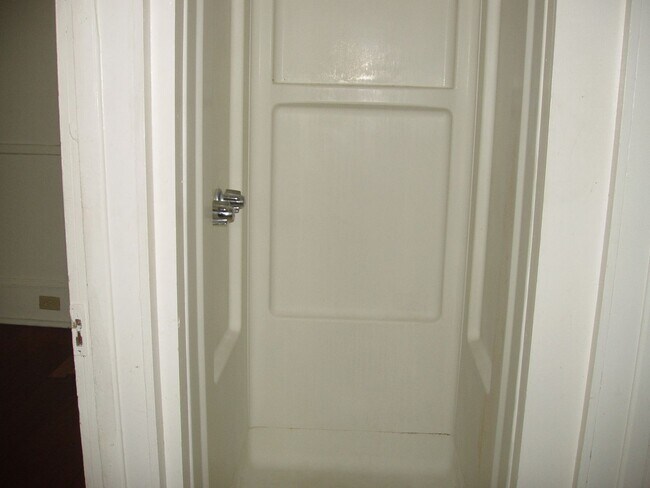 Foto del edificio - 408 E. Rosemary Street