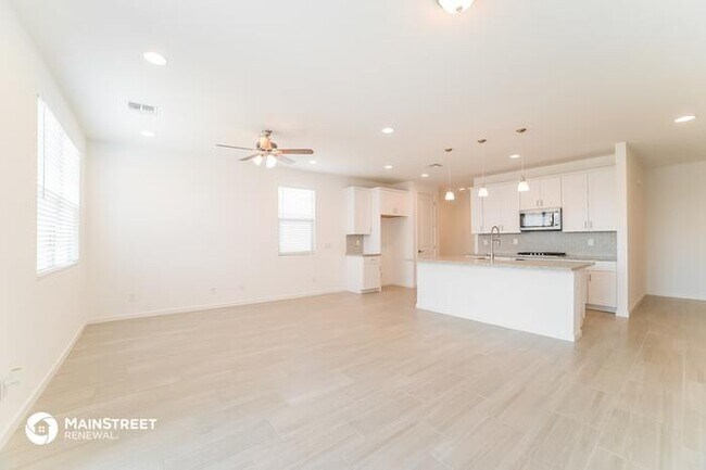 Foto del edificio - 11010 S 55th Ln, Phoenix, AZ 85339