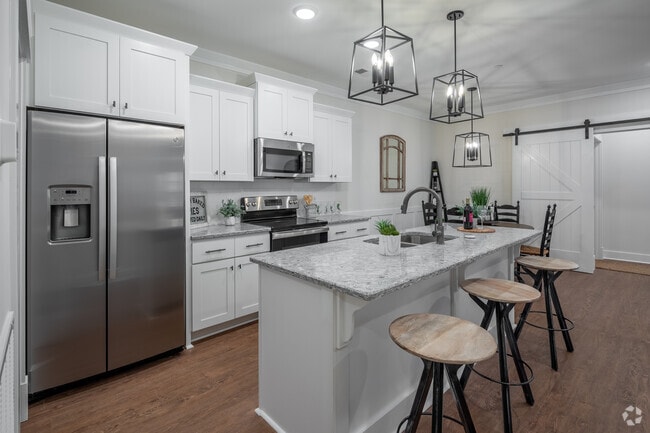 Interior Photo - Southaven