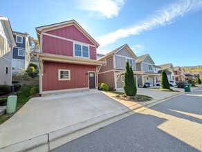 Building Photo - 47 Wheeler Rd