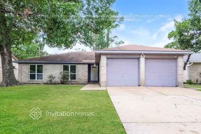 Building Photo - 15911 Timber Valley Dr