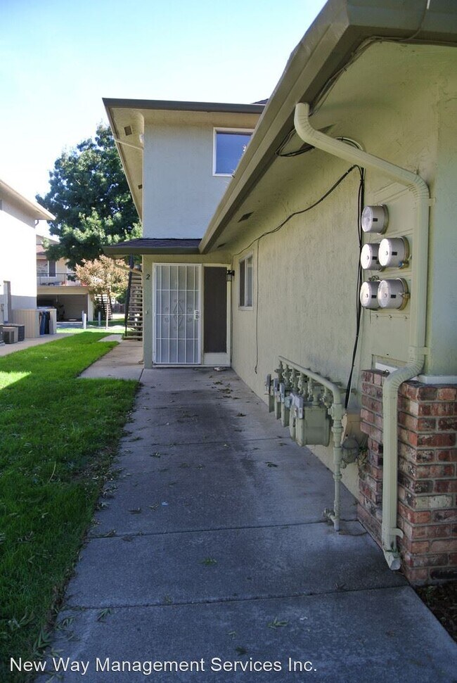 Foto del edificio - 2 br, 1 bath House - 2213 Peppertree Way, ...