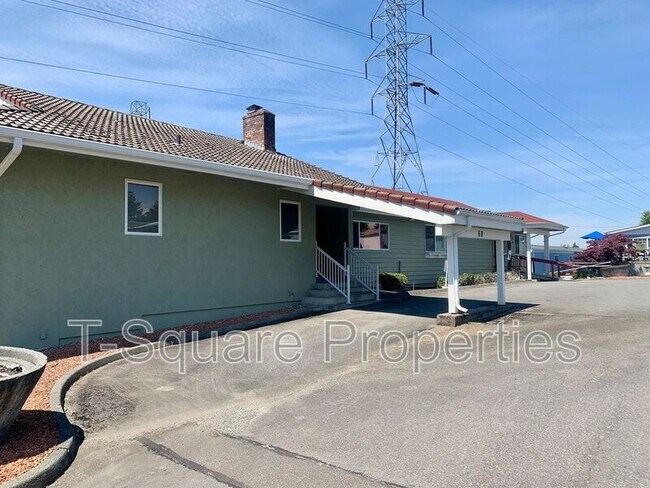 Building Photo - 1316 91st Ave SE