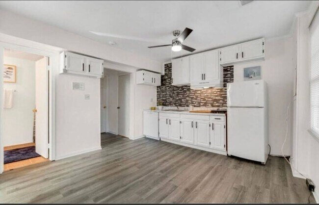 Building Photo - Kettering Townhouse Condominiums