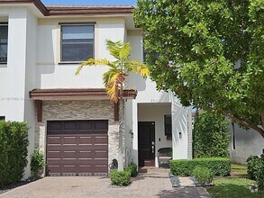 Building Photo - 25111 SW 108th Ave