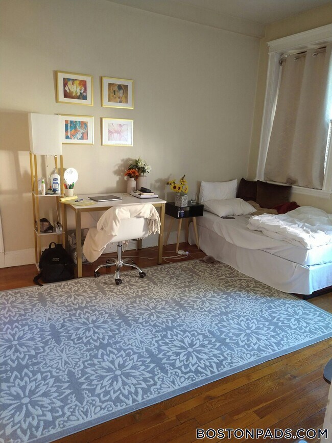 Foto del edificio - 1197 Commonwealth Ave