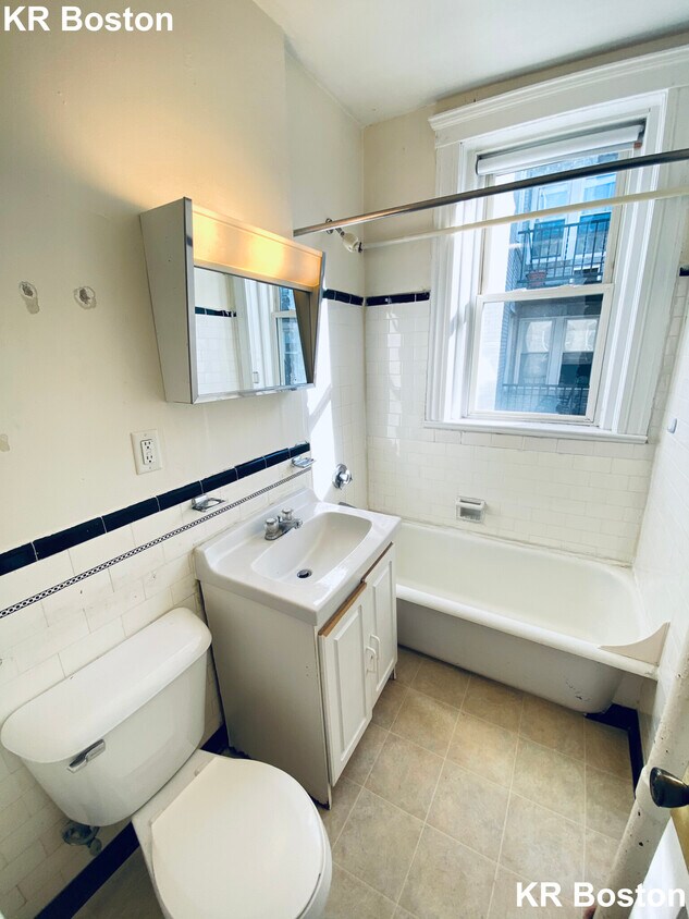 Primary Photo - 140 Washington St