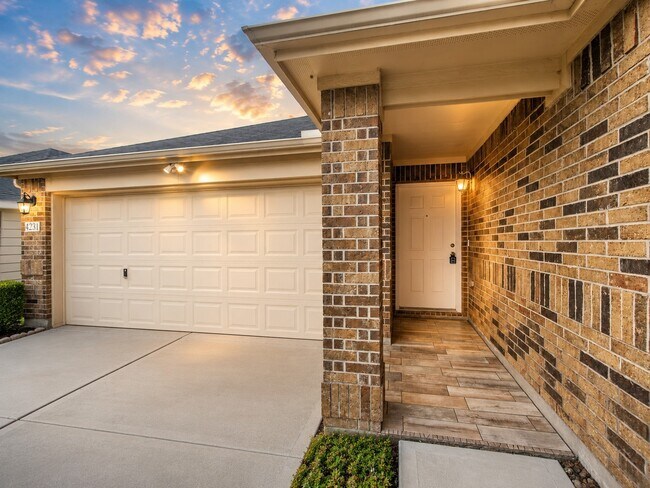 Foto del edificio - 4231 Monticello Terrace Ln