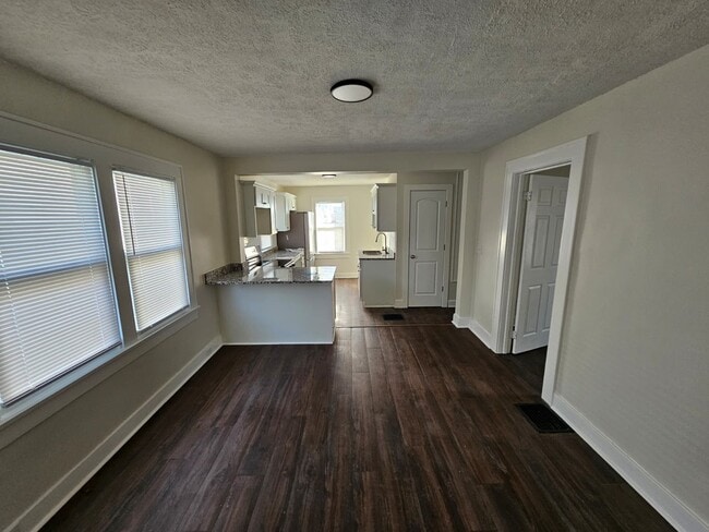 Foto del edificio - 1719 Dawson St