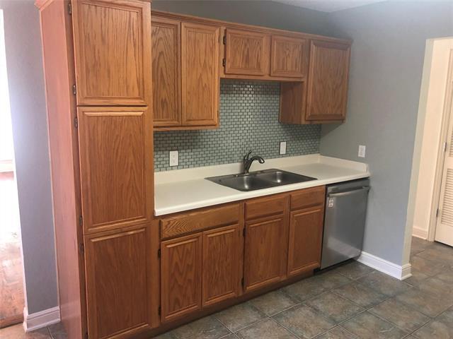 Foto del edificio - 7502 Yorkmeadow Dr