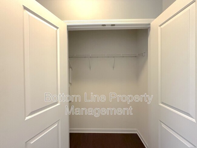 Building Photo - 13450 Savannah Point Dr