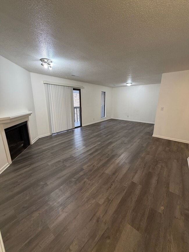 Building Photo - 3401 Blackhawk Rd