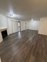 Building Photo - 3401 Blackhawk Rd