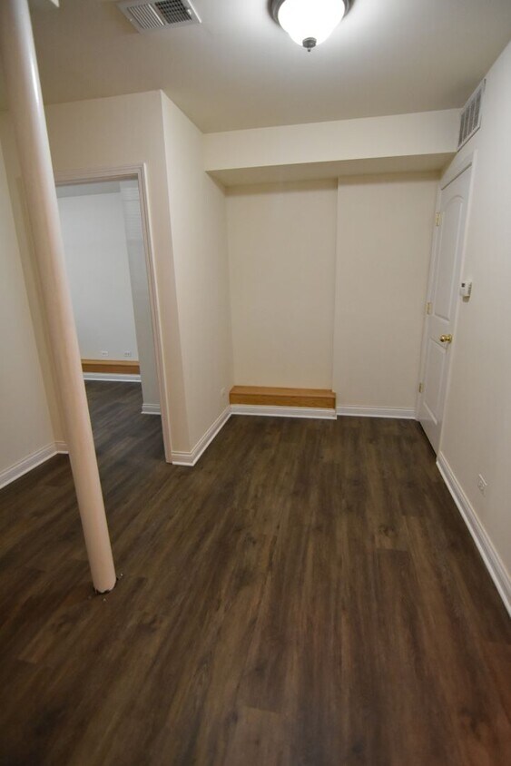 Foto principal - 3120 N Sheffield Ave