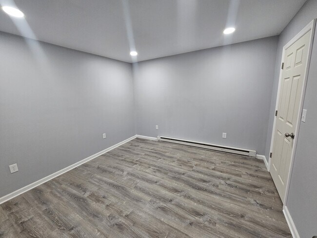 Foto del edificio - 113 W Blaine St