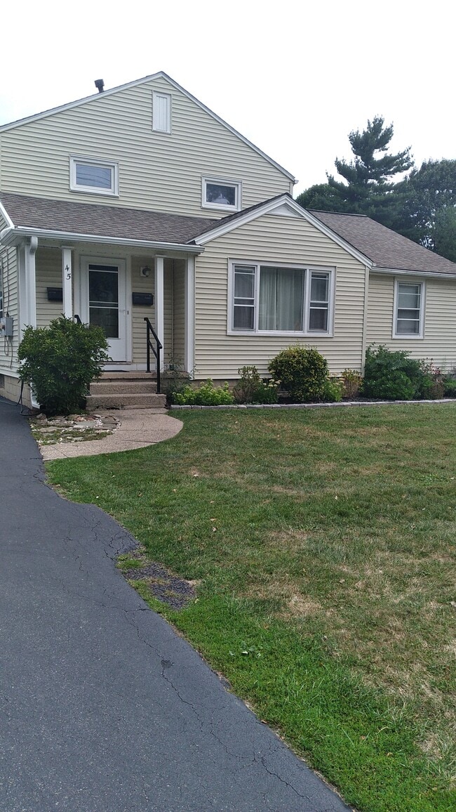 Front of the House - 45 Garden Pky