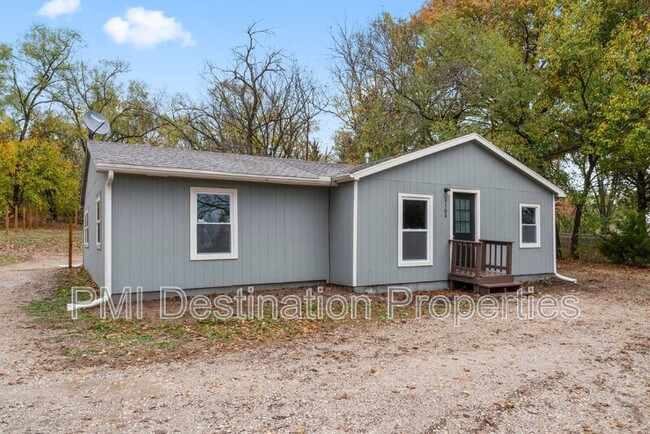 Building Photo - 15508 Loring Rd