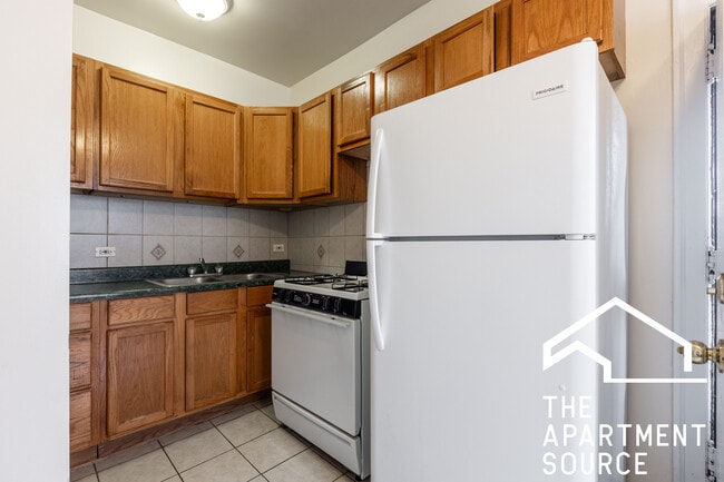 Foto del edificio - 7462 N Ashland Ave