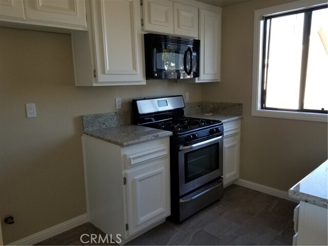 Foto del edificio - 2024 Martina Ave