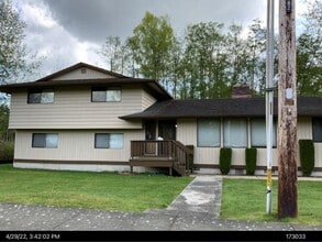 Building Photo - 8294 Breeze Loop