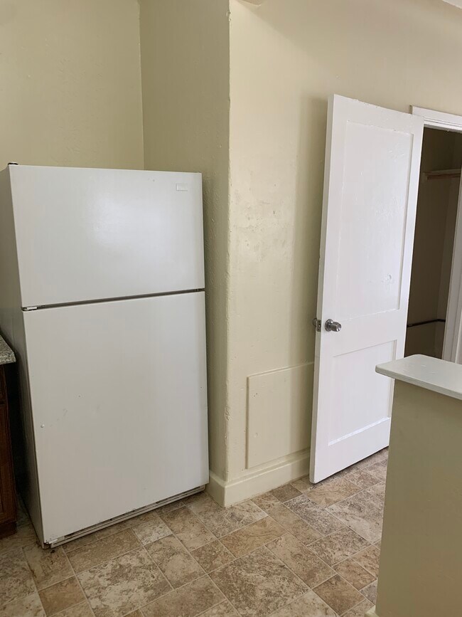 Foto del edificio - 1127 Barton St