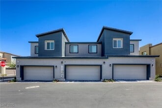 Building Photo - 12728 Feathersong