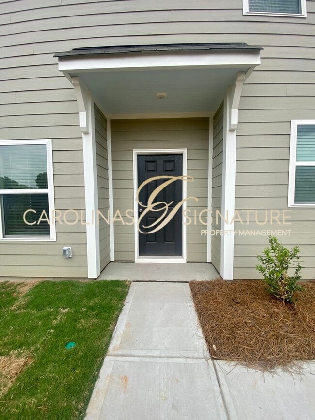 Foto del edificio - End Unit, 3BR/2.5BA Townhome in Piper Landing