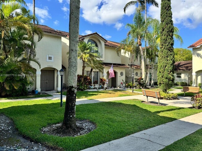 Foto del edificio - 10876 NW 8th St
