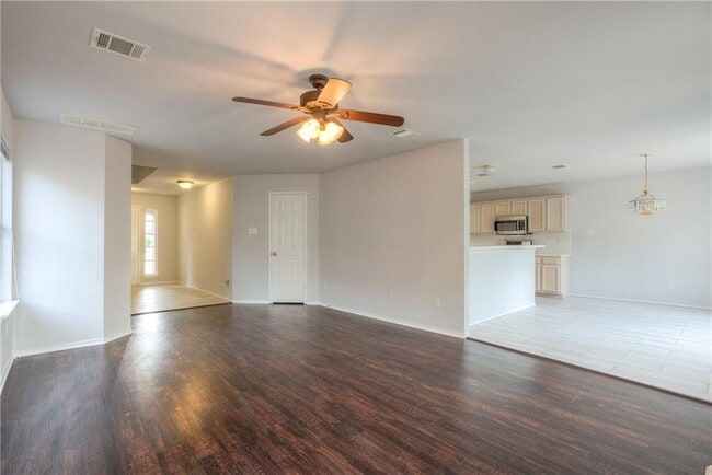 Building Photo - 3501 Sauls Dr
