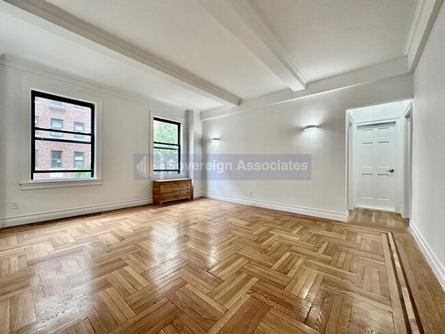 Building Photo - 308 W 104th St
